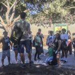Sul Informação - Novos estudantes da UAlg percorrem 8 quilómetros em atividade de integração