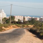 Sul Informação - Silves conclui pavimentação de dois caminhos em Armação de Pêra
