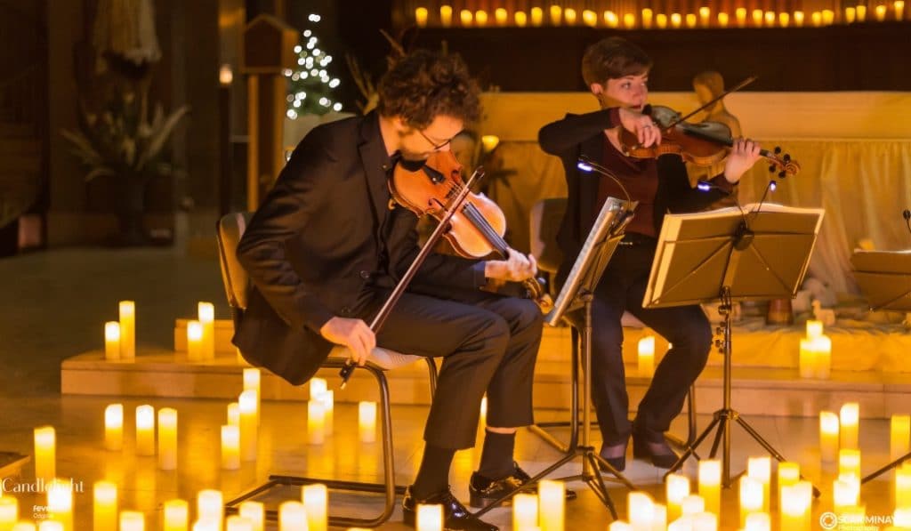 Sul Informação - Centro de Congressos do Algarve recebe concerto à luz das velas de homenagem aos Queen