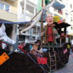 Sul Informação - Fotogaleria: «A Grande Geringonça» do Carnaval de Loulé já está na rua