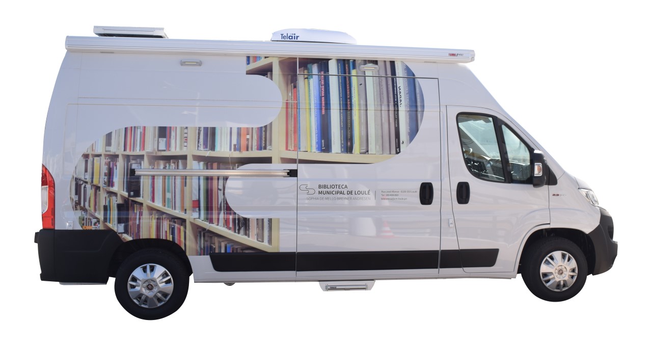 Sul Informação - Novo Bibliomóvel vai levar boas leituras a mais locais do interior de Loulé