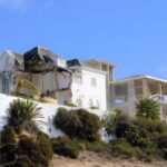Sul Informação - Demolição de uma das últimas casas antigas da Praia da Rocha causa forte contestação