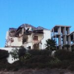 Sul Informação - Demolição de uma das últimas casas antigas da Praia da Rocha causa forte contestação