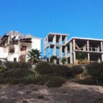 Sul Informação - Demolição de uma das últimas casas antigas da Praia da Rocha causa forte contestação