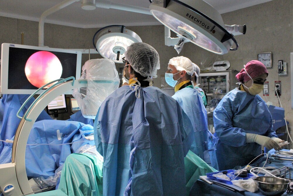 Sul Informação - CHUA usou técnicas menos invasivas para duas operações a doentes com litíase renal grave