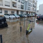 Sul Informação - Bastou meia hora de chuva para provocar o caos nas ruas de Faro