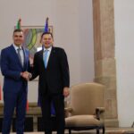 Sul Informação - Cimeira Luso-Espanhola já começou com os “novos farenses” Montenegro e Sánchez