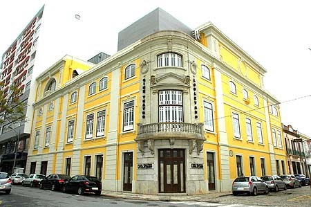 Sul Informação - Teatro Análise da Casa da Cultura de Loulé apresenta peça de Harold Pinter