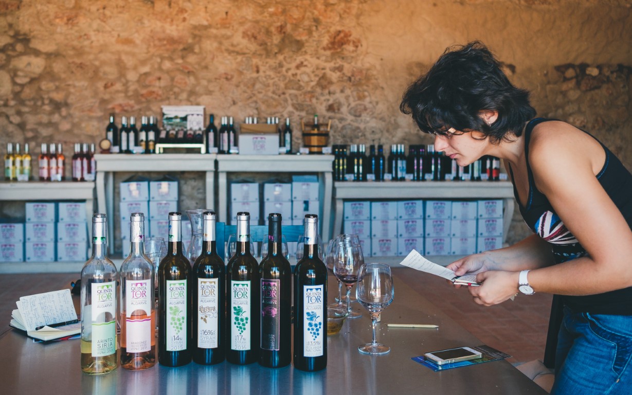 Sul Informação - Jornalistas especialistas em vinho visitaram produtores algarvios