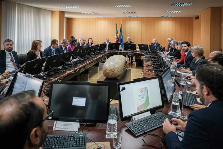 Sul Informação - Governo aprova aumento do salário mínimo para 635 euros em 2020