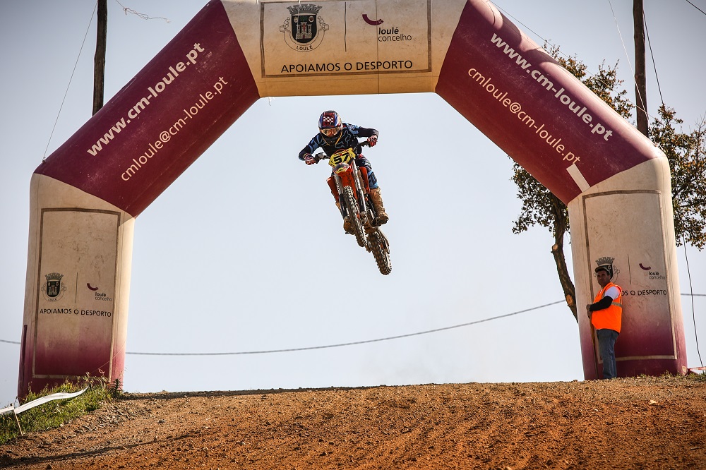 Sul Informação - Motocross volta à Cortelha a 7 de Maio