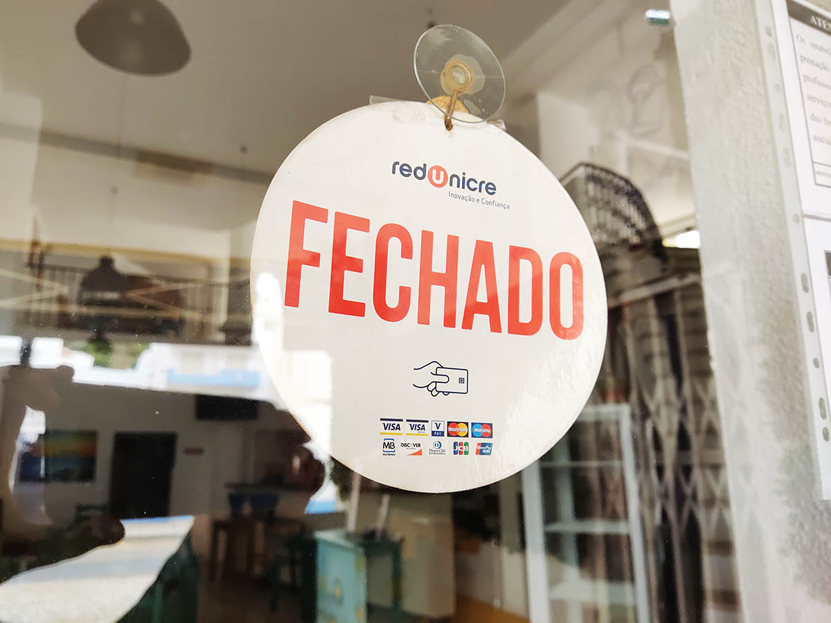 Sul Informação - Confinamento vai continuar até meados de Março