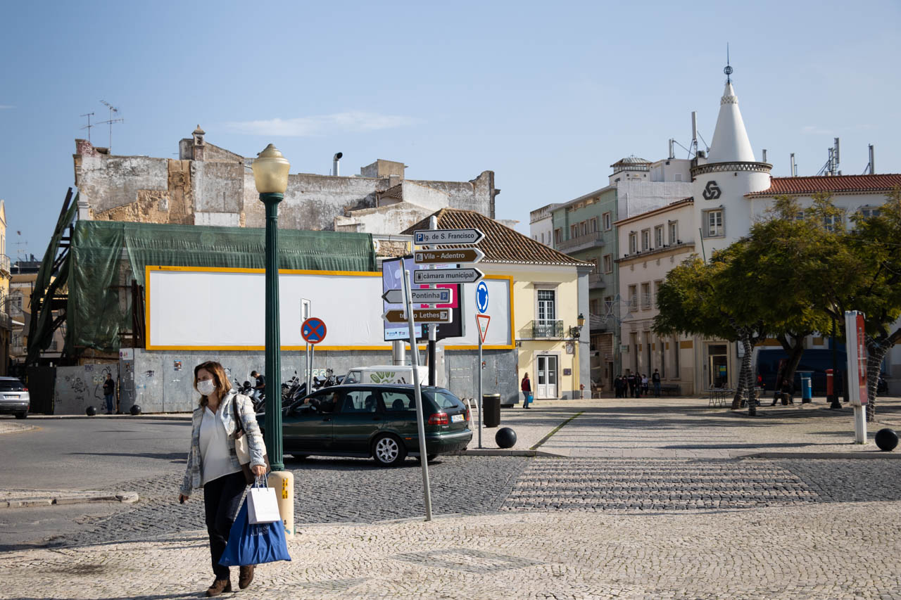 Sul Informação - Atualização da DGS mantém Faro, Loulé e Portimão como concelhos de risco elevado