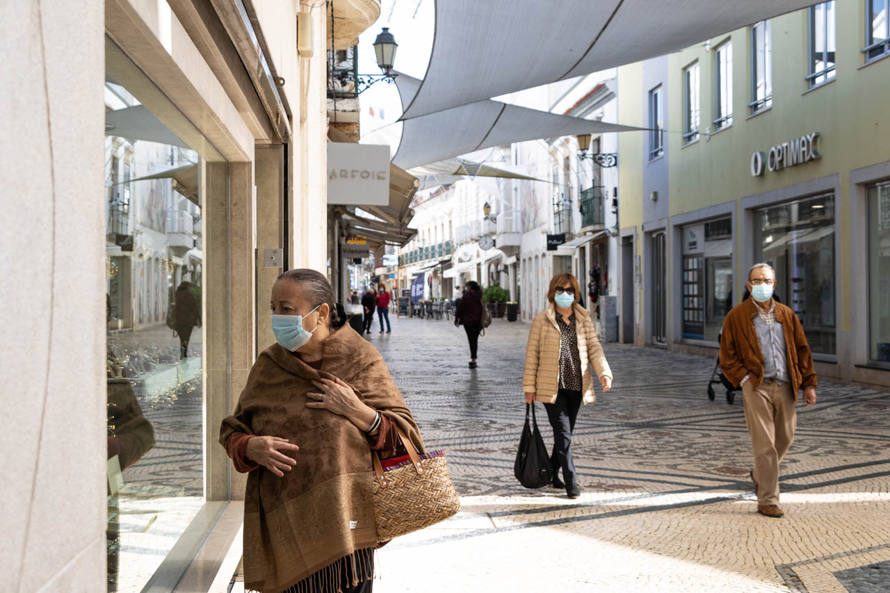 Sul Informação - Número de recuperados aumenta, casos ativos diminuem no Algarve [mapa]