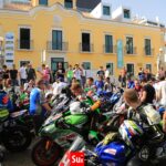 Sul Informação - Fotogaleria: Motos e pilotos das 12 Horas de Portimão visitaram centro da cidade