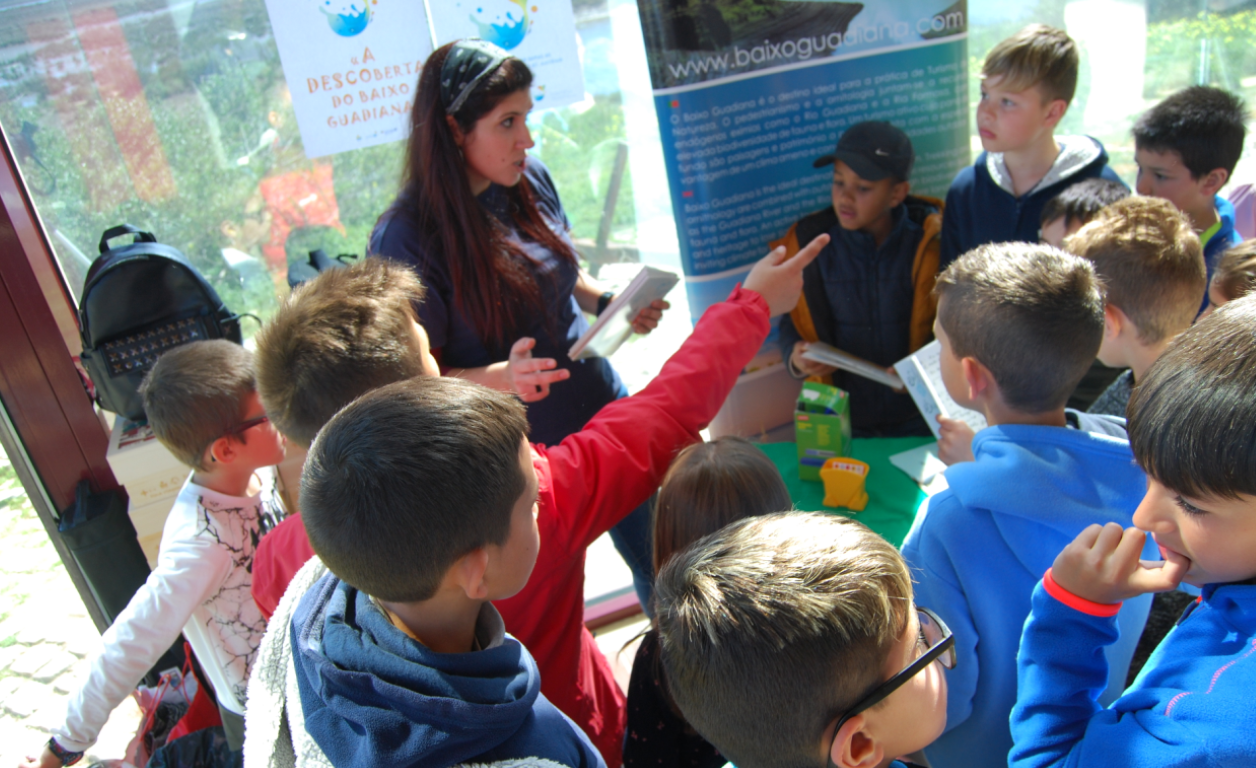Sul Informação - 200 alunos comemoram o Dia Mundial da Água na Reserva do Sapal de Castro Marim e VRSA
