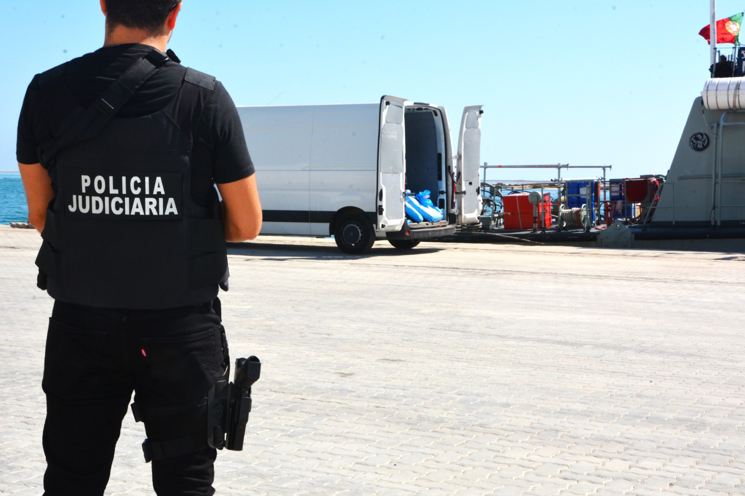 Sul Informação - Autoridades acreditam estar a conseguir afastar traficantes da costa algarvia