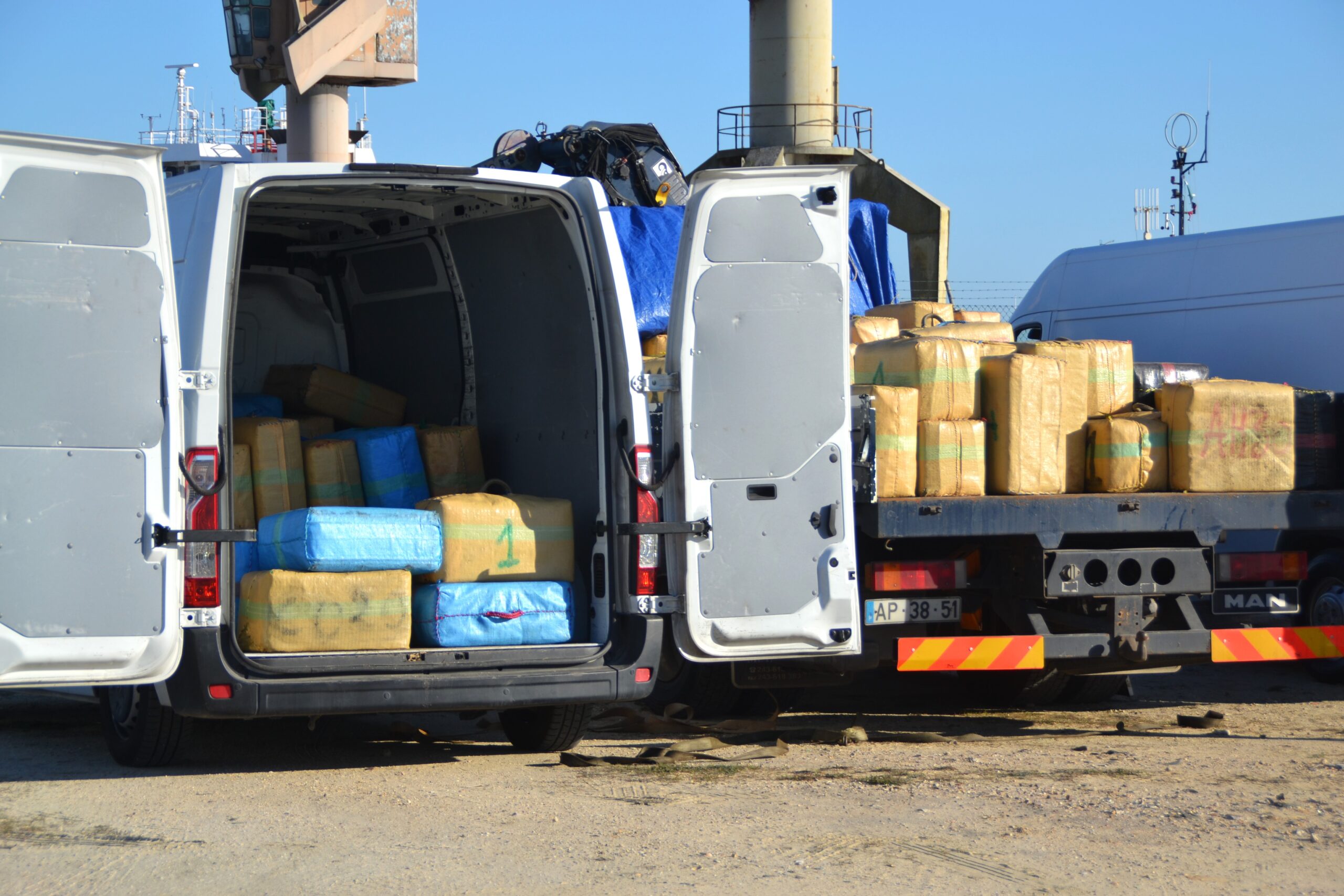 Sul Informação - Autoridades atentas ao aumento do tráfico de droga ao largo do Algarve