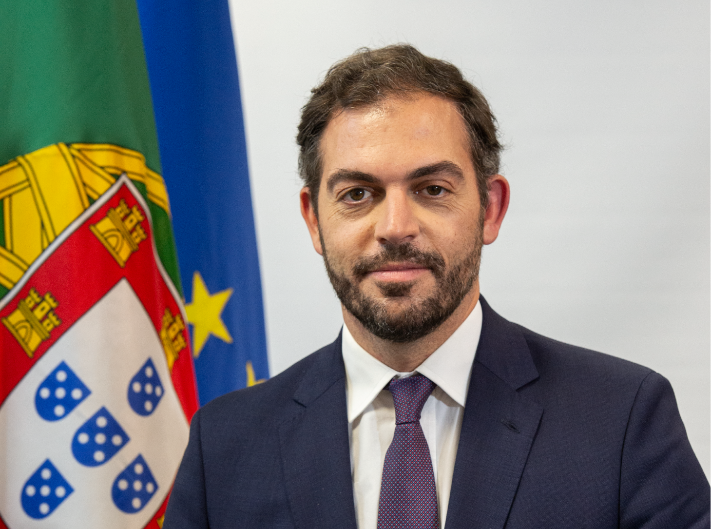 Sul Informação - Governo diz que nunca tinha ido «tão longe» para agradar ao PCP