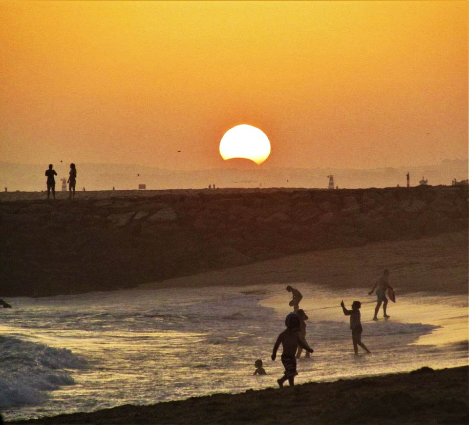 Sul Informação - Neblinas toldaram o eclipse parcial do Sol no Algarve [fotogaleria]
