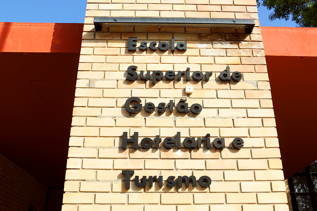 Sul Informação - ESGHT da Universidade do Algarve coloca 282 alunos a estagiar em Portugal e no estrangeiro