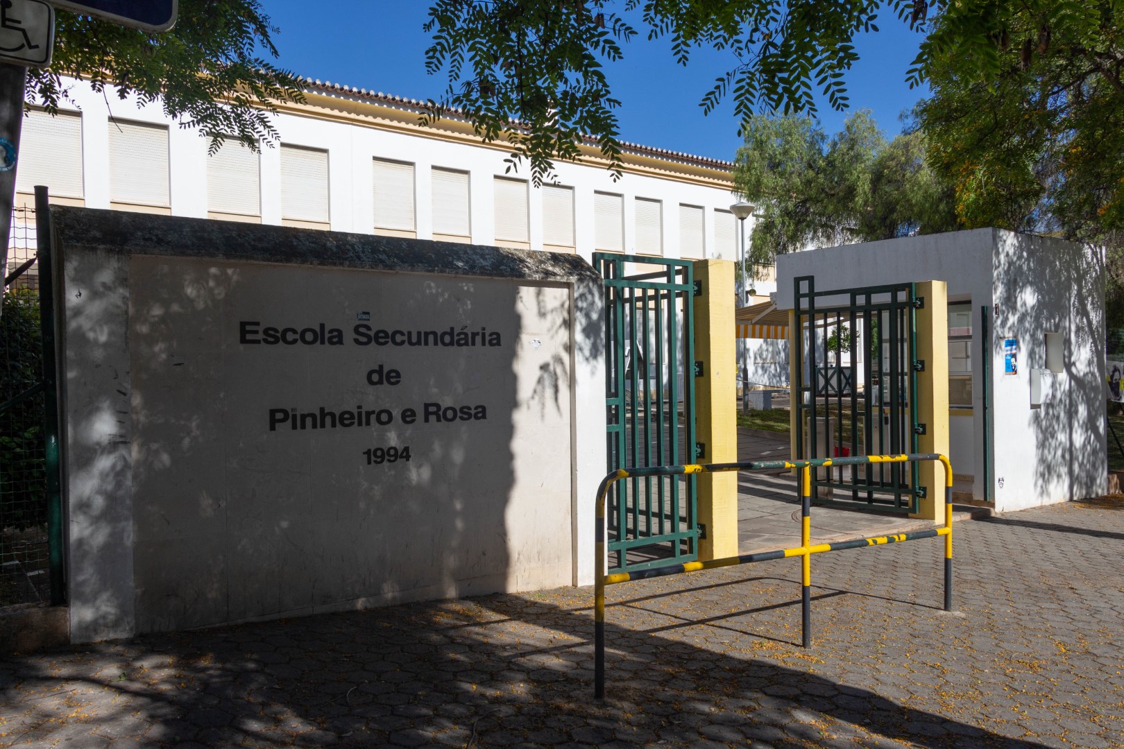 Sul Informação - Com menos autocarros, são as Câmaras a transportar os alunos do Secundário para a escola
