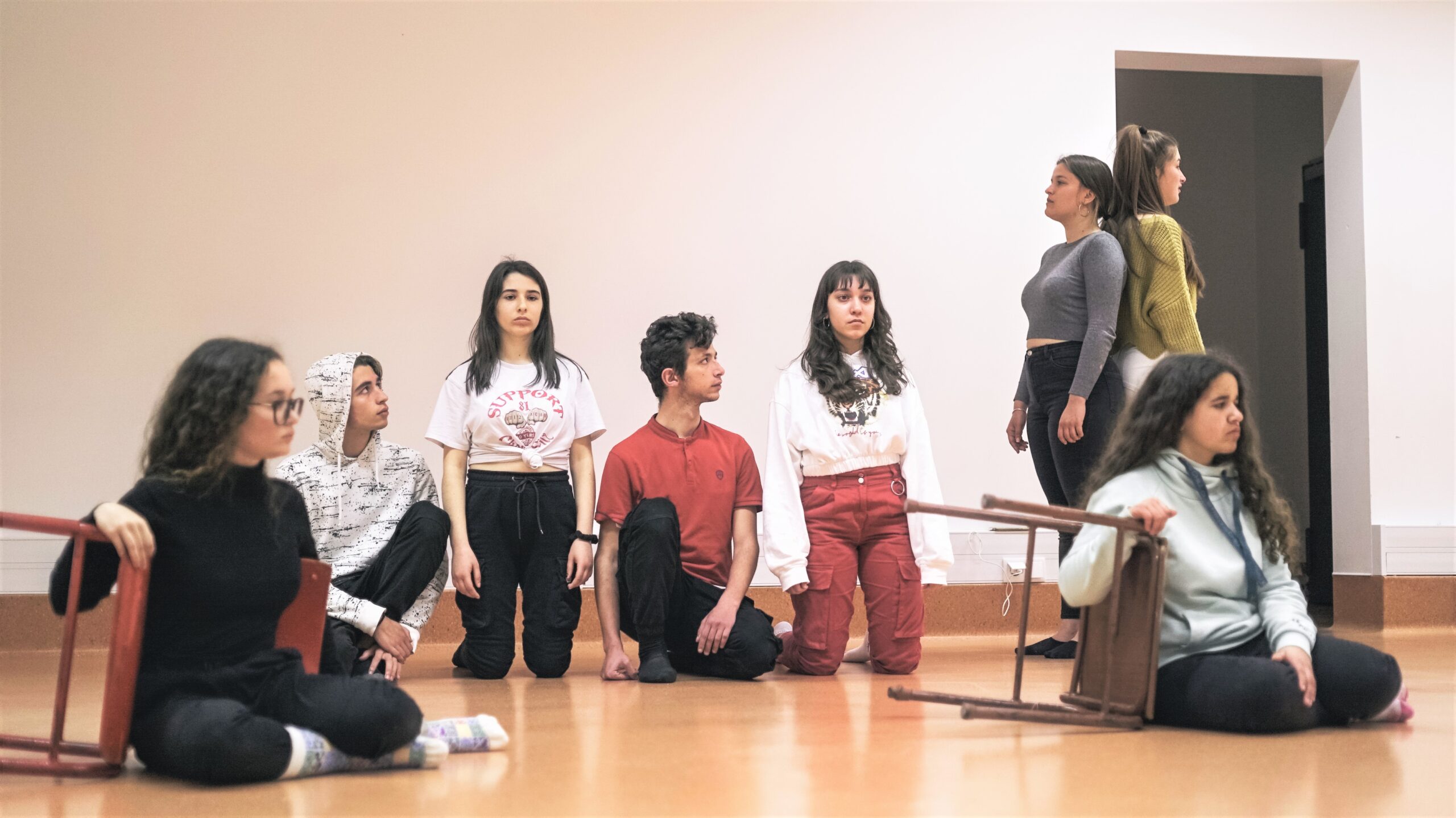 Sul Informação - LAMA está à procura de jovens que queiram fazer parte de grupo de teatro