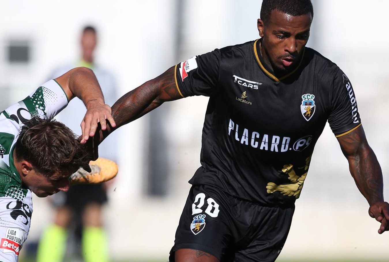 Sul Informação - Farense perde contra Moreirense e segue no grupo dos décimos colocados