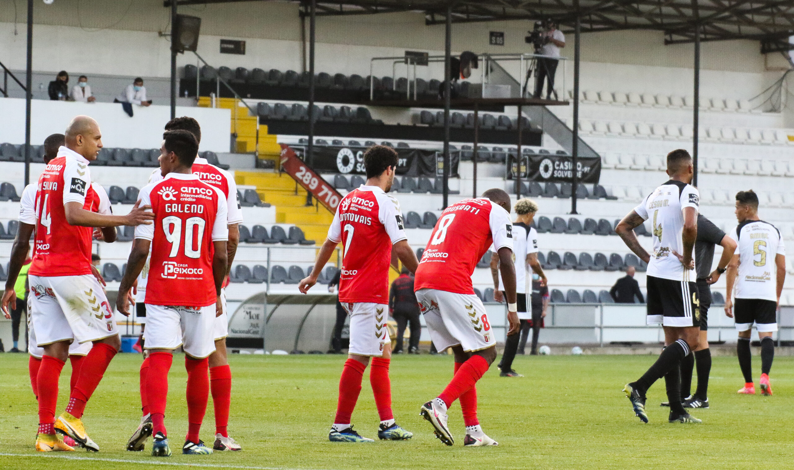 Sul Informação - Golo do Braga nos descontos derrota Farense que lutou pela vitória