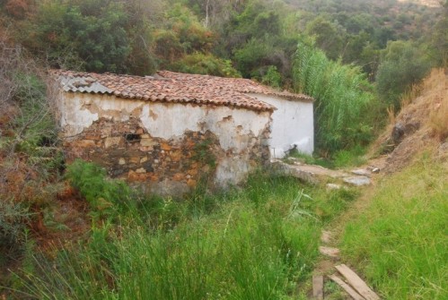 Sul Informação - Monchique: Termas da Fonte Santa da Fornalha são para preservar como estão
