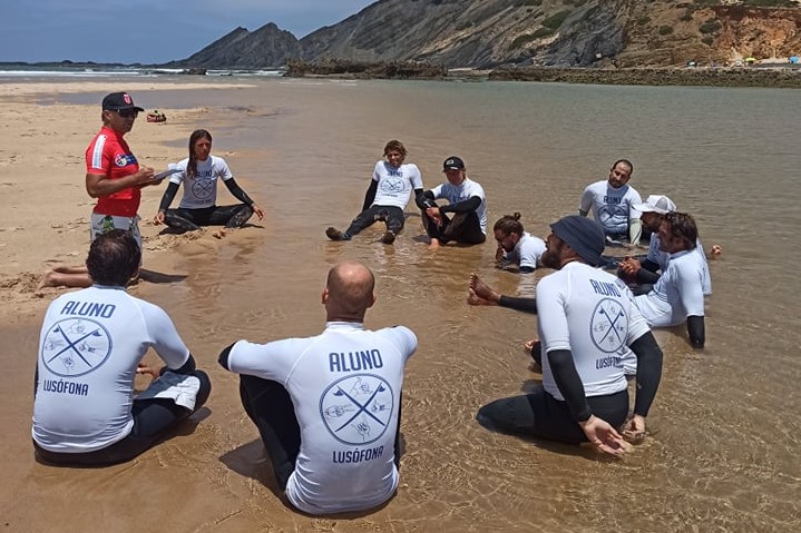 Sul Informação - Escola formou treinadores de surf em Aljezur com certificação do IPDJ