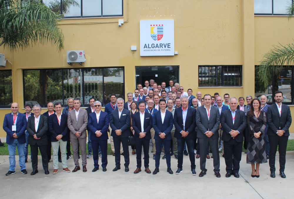 Sul Informação - Associação de Futebol do Algarve acolheu 19º Fórum de Arbitragem