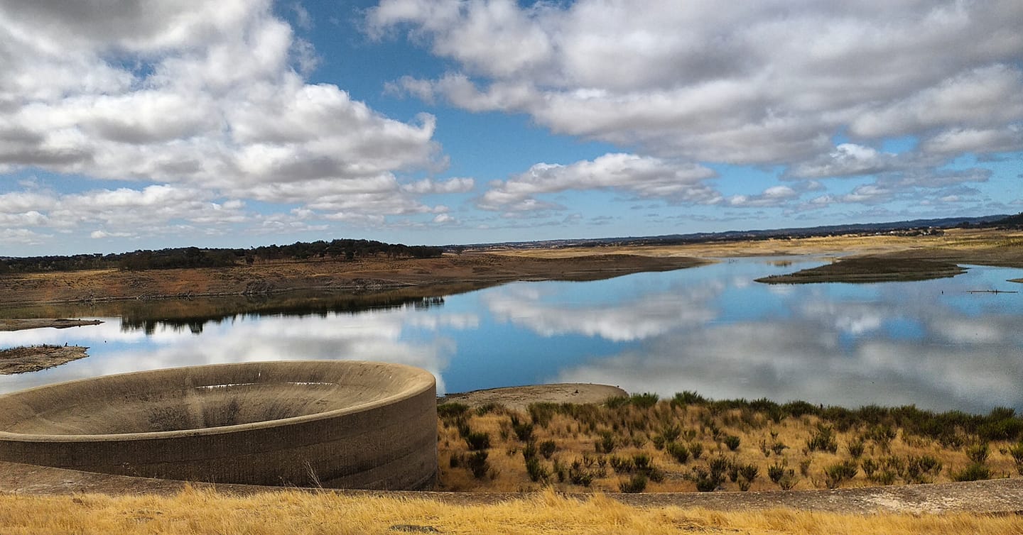 Sul Informação - Governo diz ser prioritária a ligação da água de Alqueva à Barragem do Monte da Rocha