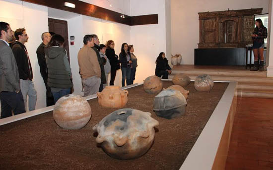 Sul Informação - Exposição de escultura de Sara Navarro já abriu na Igreja do Castelo de Castro Marim