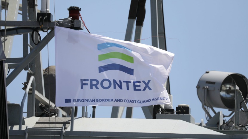 Sul Informação - Barco patrulha português ajuda no resgate de 96 migrantes no Mediterrâneo
