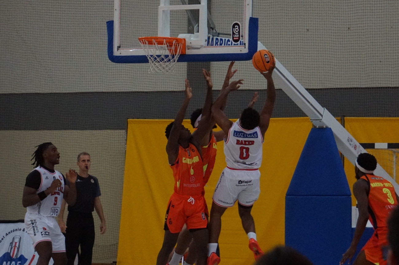Sul Informação - Imortal perde por três pontos na Madeira para a Liga de basquetebol
