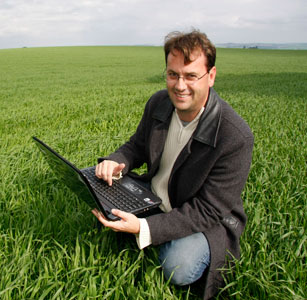 Sul Informação - Abertas candidaturas para a 4ª edição do Prémio Caixa Agrícola do Algarve