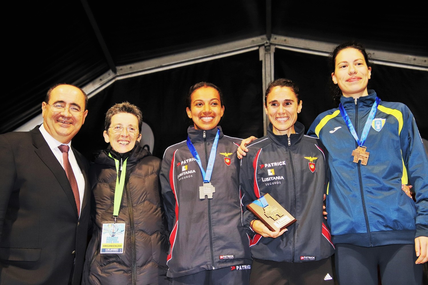 Sul Informação - Faro homenageou nomes grandes do atletismo no 50º Grande Prémio dos Reis
