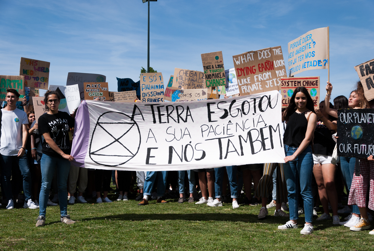 Sul Informação - Estudantes voltam à greve para exigir ação contra as alterações climáticas [com fotos]
