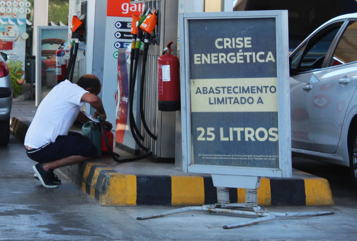 Sul Informação - Greve arranca sem filas, mas com postos da REPA esgotados