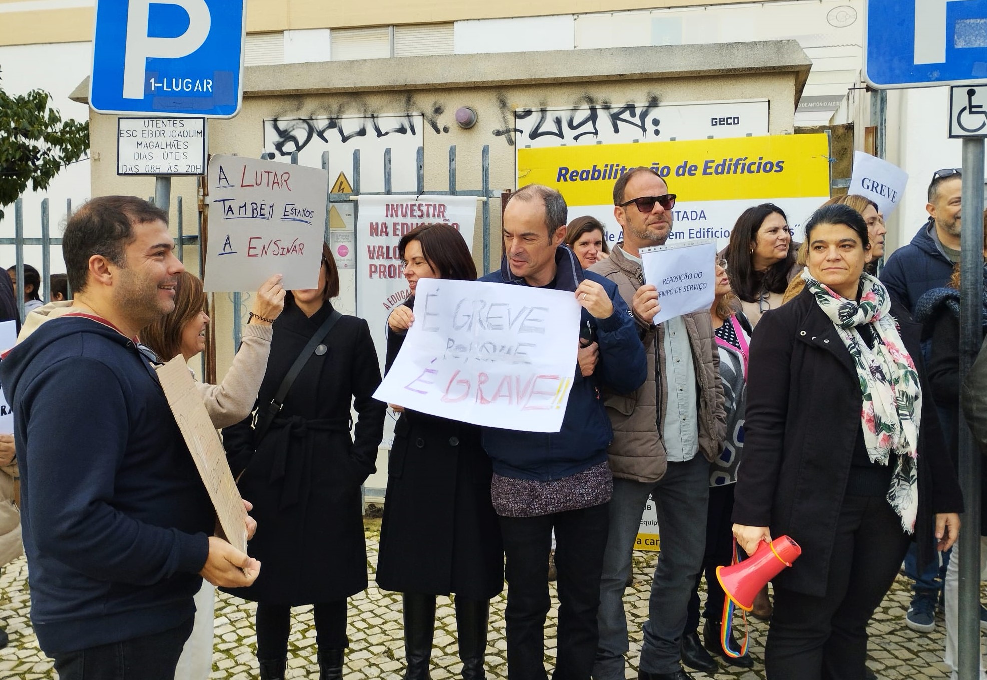 Sul Informação - «Cansados e ignorados», professores fazem greve em Faro