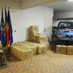 Sul Informação - PJ apanha 2,1 toneladas de haxixe e detém 7 durante descarga noturna em praia de Sagres [com fotos]