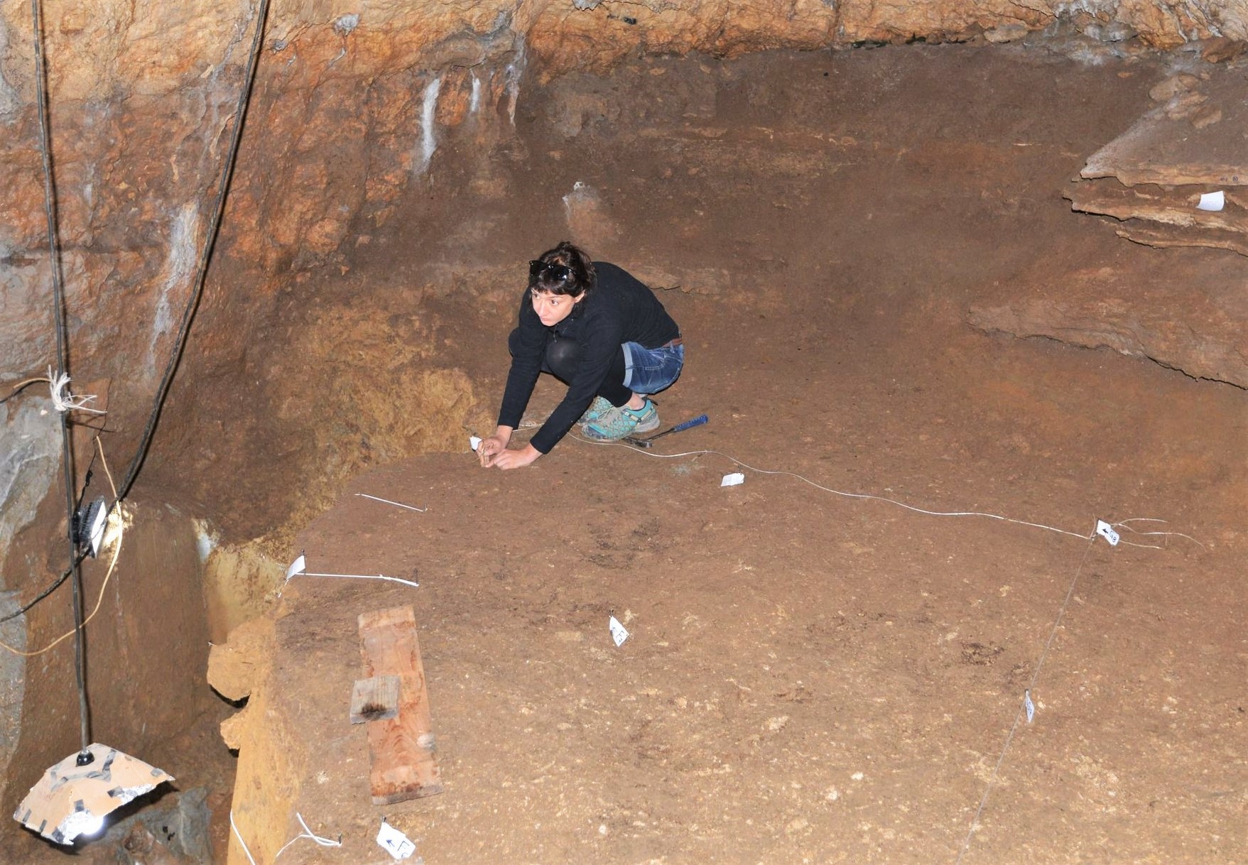 Sul Informação - Investigadora da UAlg integra equipa que descobriu novos fósseis de Homo Sapiens