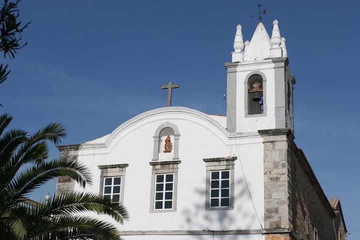 Sul Informação - 32 jovens mantêm abertas 15 das Igrejas de Tavira