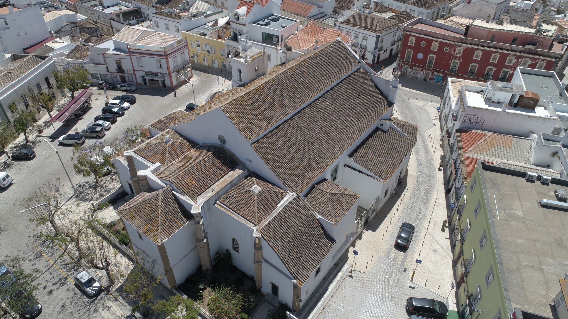 Sul Informação - “Faro visto do céu” expõe fotografias aéreas da cidade até Setembro