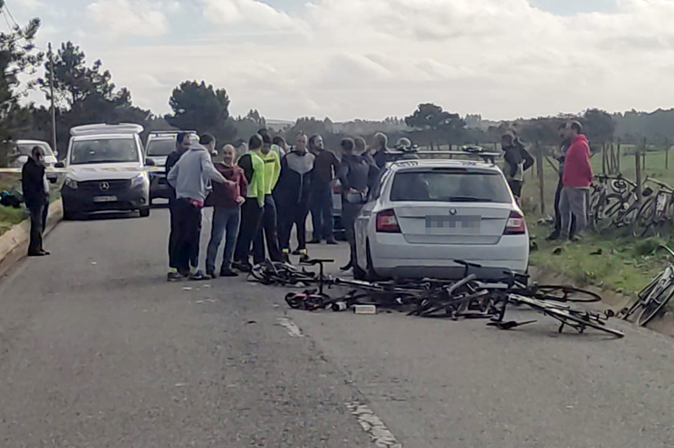 Sul Informação - Sete ciclistas atropelados por carro em Odemira