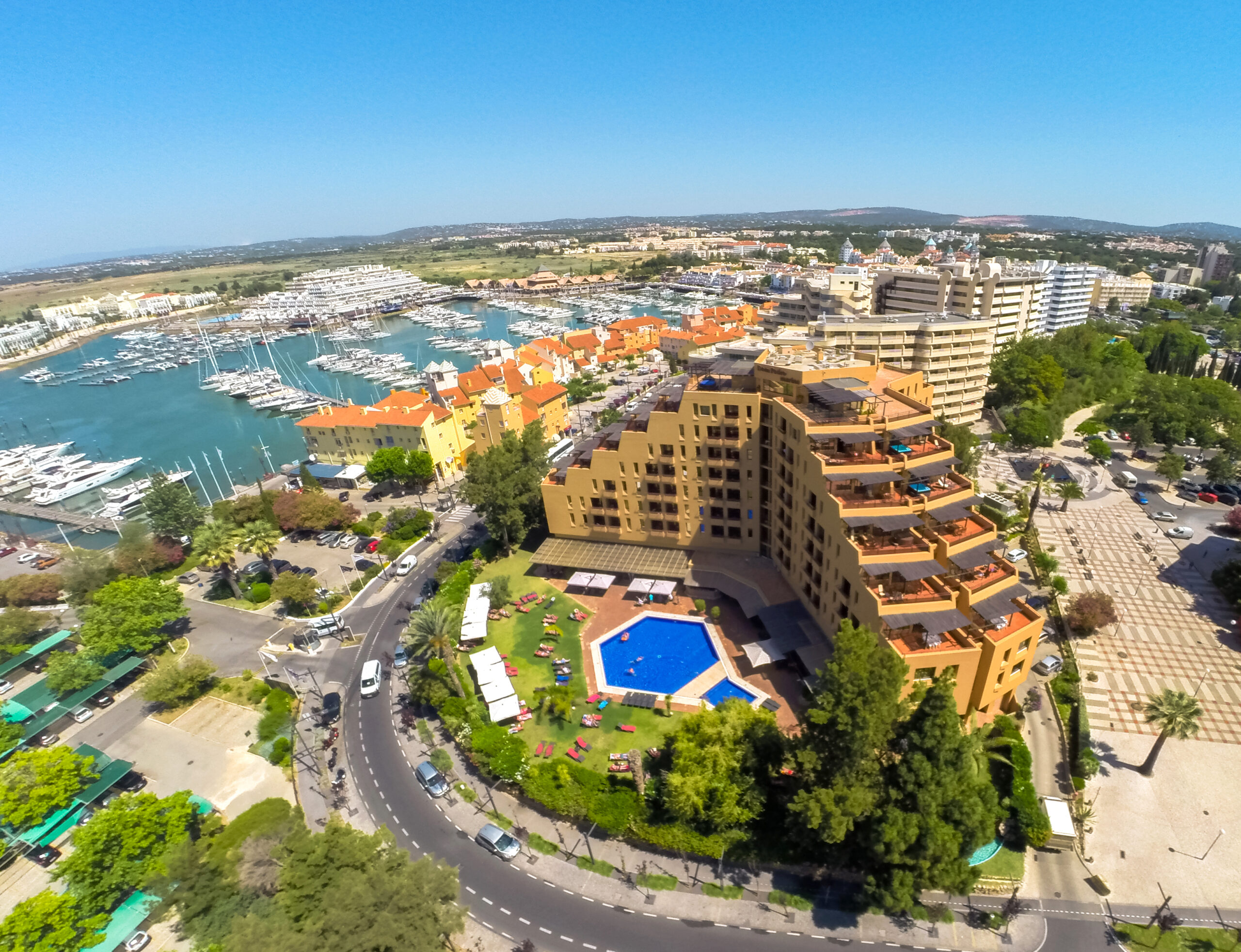 Sul Informação - Hilton abre novo hotel em Vilamoura