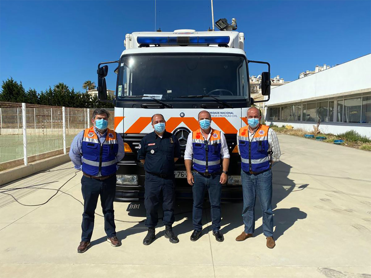Sul Informação - Associação das Terras do Infante diz que articulação de meios foi «determinante» no incêndio