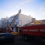Sul Informação - Cobertura de prédio «ardeu na totalidade» na Baixa de Faro [com fotos]