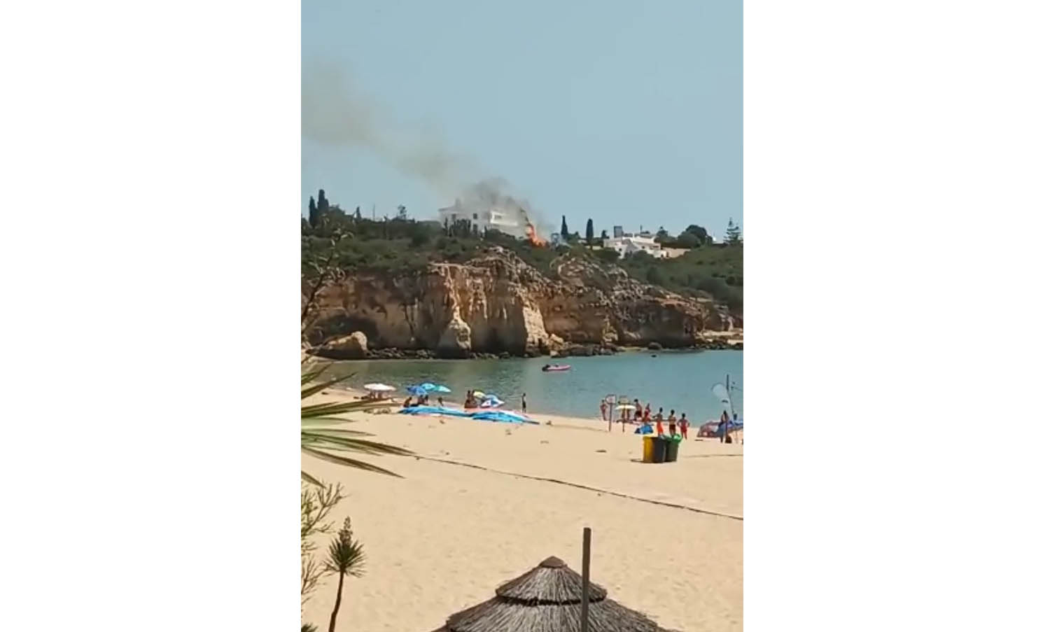 Sul Informação - Ferragudo: Jovens que atearam fogo no jardim da casa de D. Duarte foram identificados